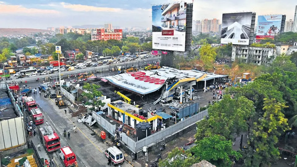 Turning Delhi's Streets into Your Billboard: The Power of Hoarding Advertising